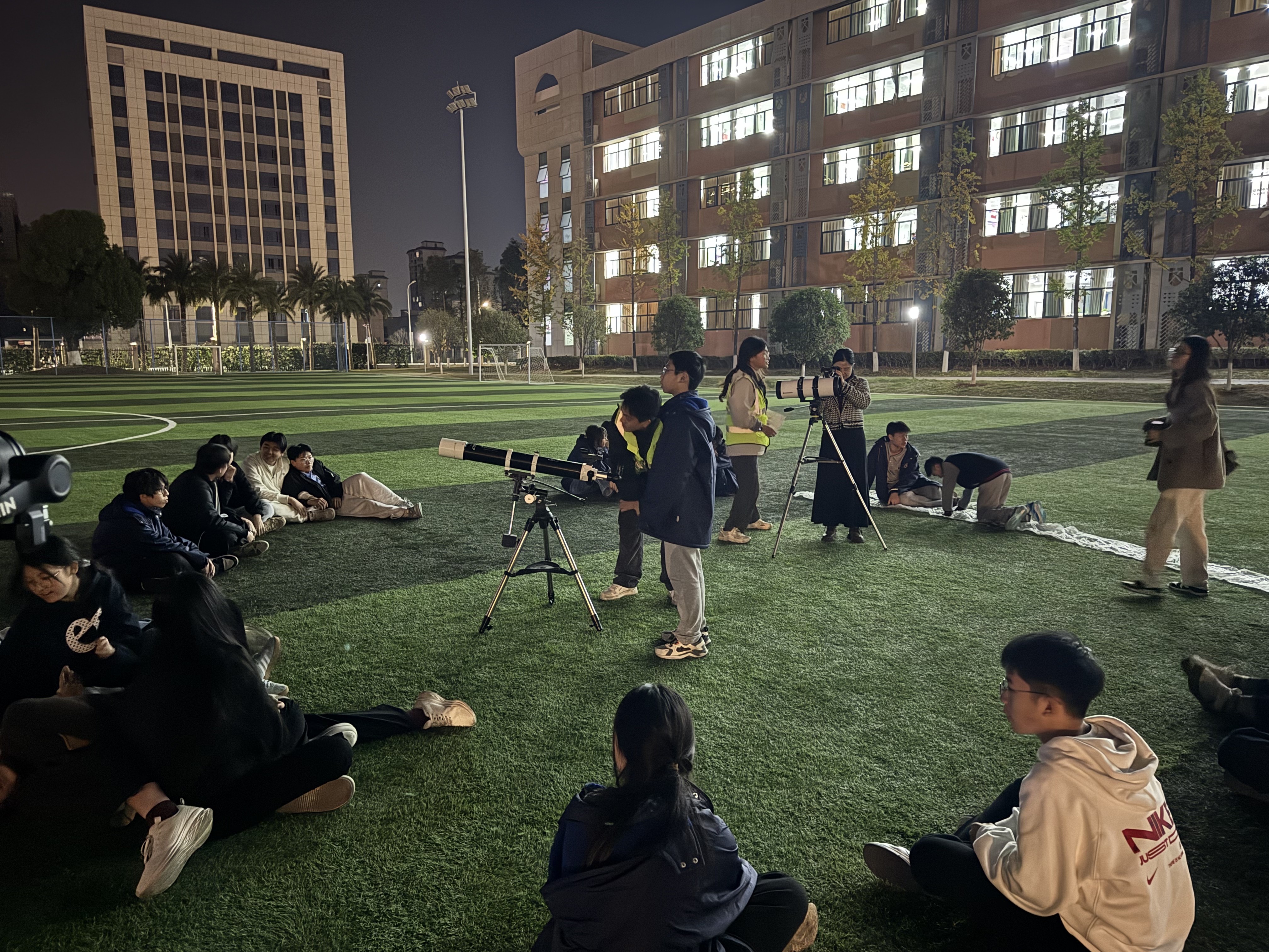 长空一号联合赣州文清外国语学校开展科学进校园活动 助力青少年科技素养提升